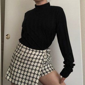 black turtleneck sweater